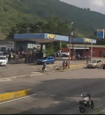 Estación de Servicios PDV Trujillo (Landaeta)